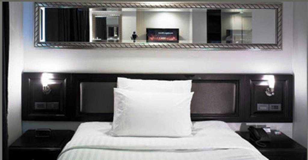 Gulliver'S Tavern Hotel Bangkok Luaran gambar