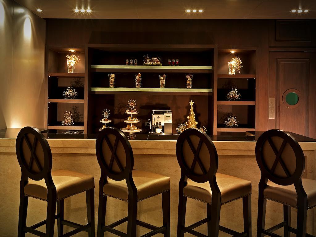 Gulliver'S Tavern Hotel Bangkok Luaran gambar