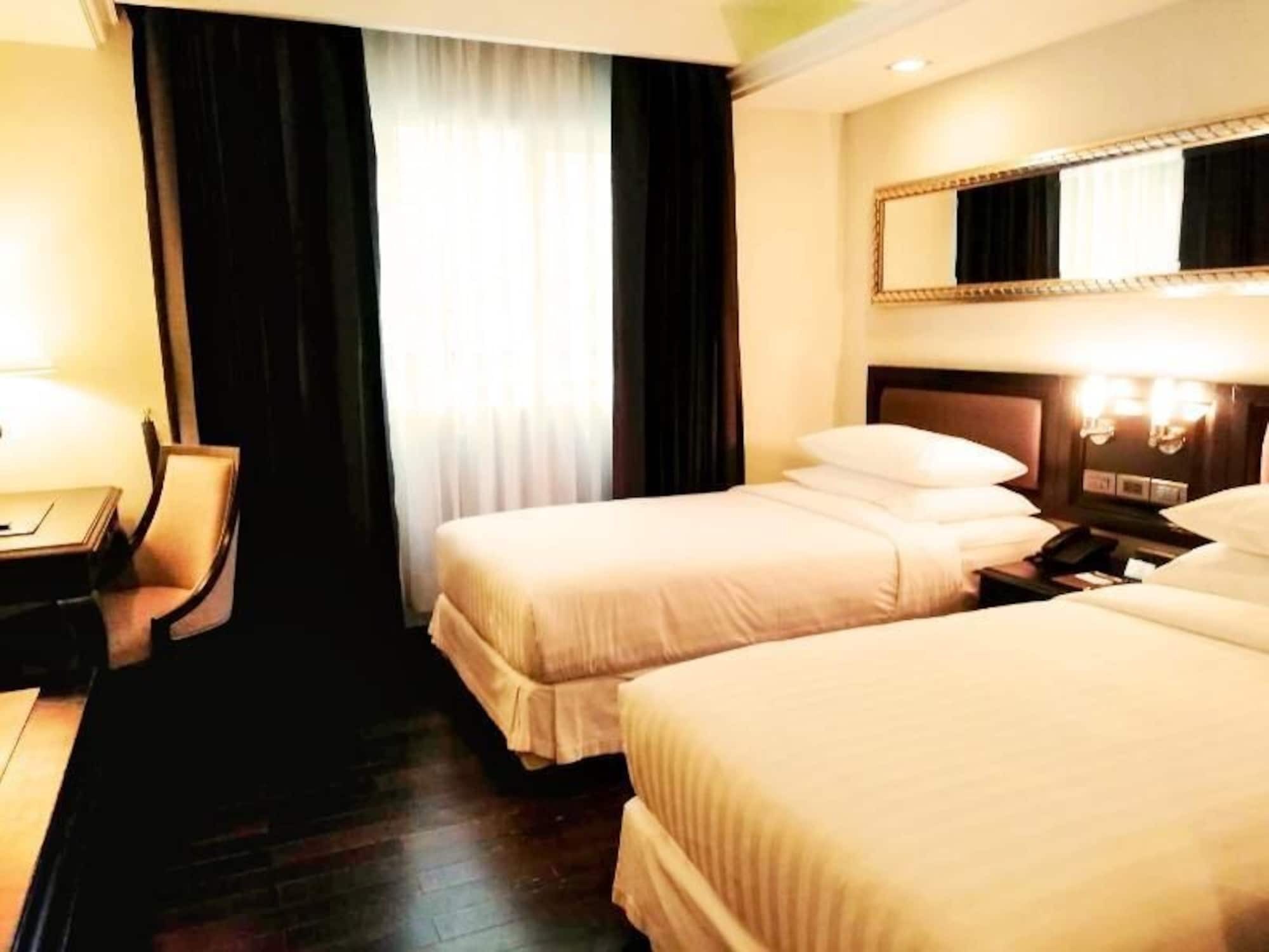 Gulliver'S Tavern Hotel Bangkok Luaran gambar