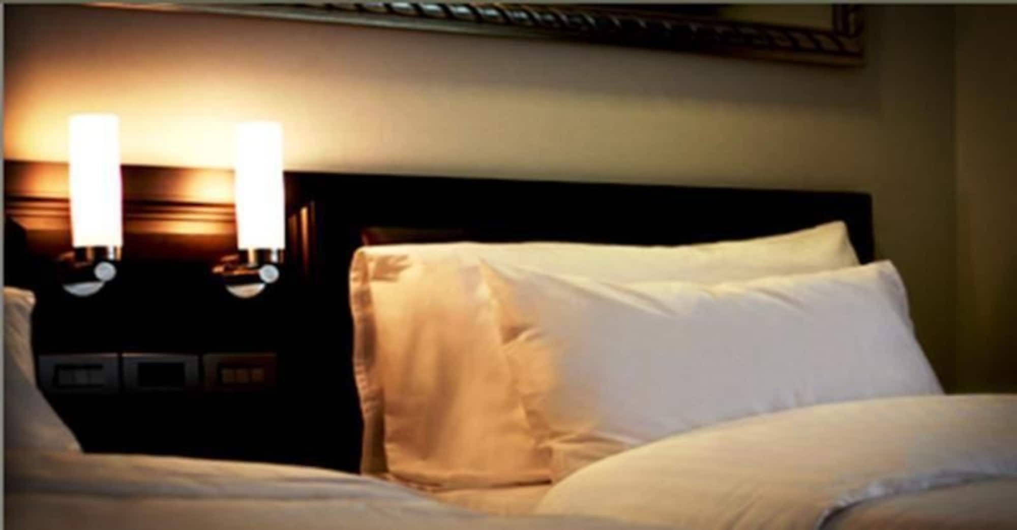 Gulliver'S Tavern Hotel Bangkok Luaran gambar